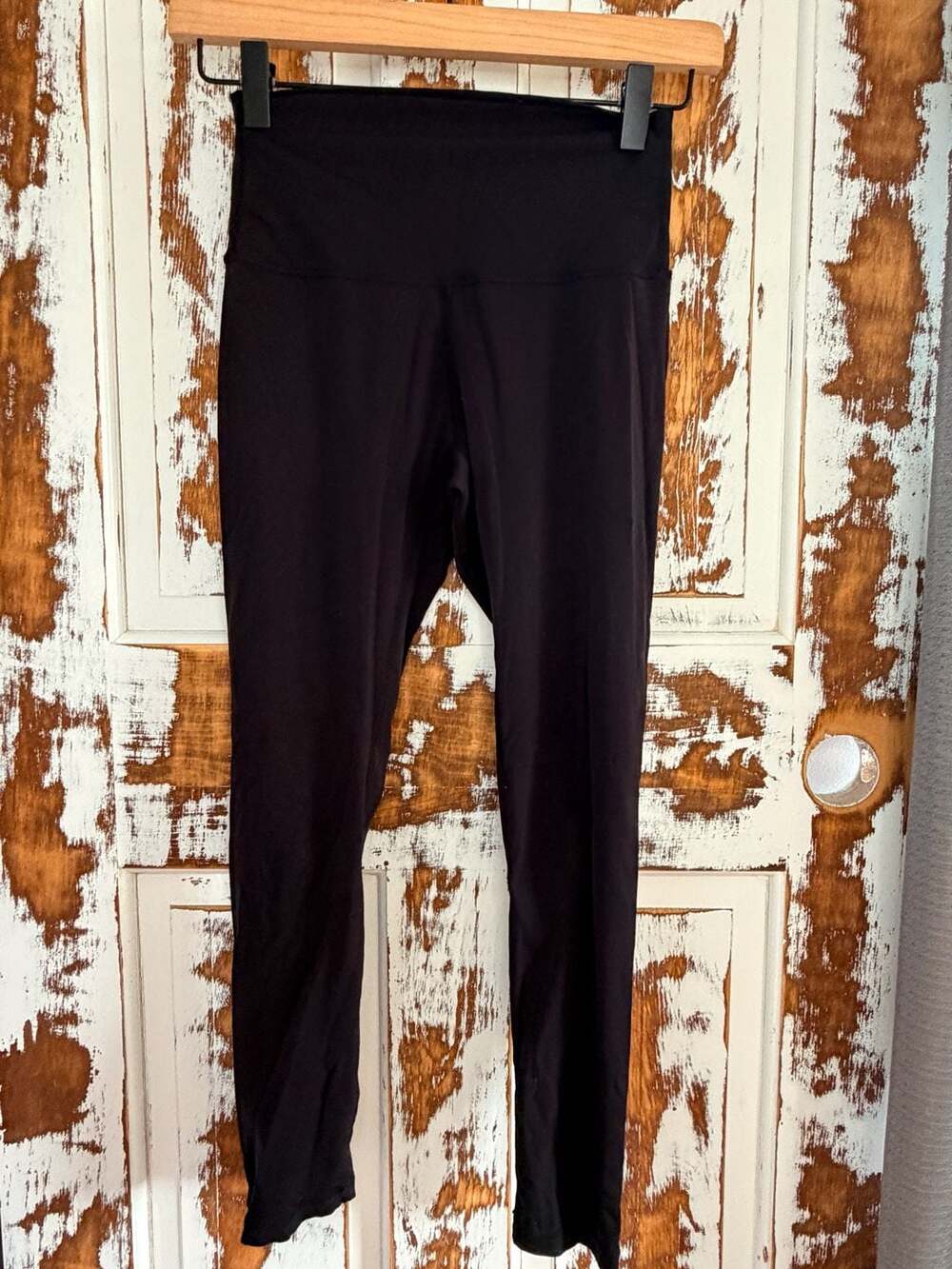 Born Primitive Women’s High-Waisted Athletic Leggings Black Size S